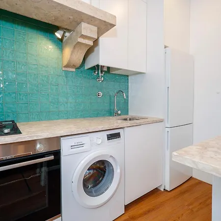 Apartment 7ti7 Telhal With A Lovely Backyard Lissabon