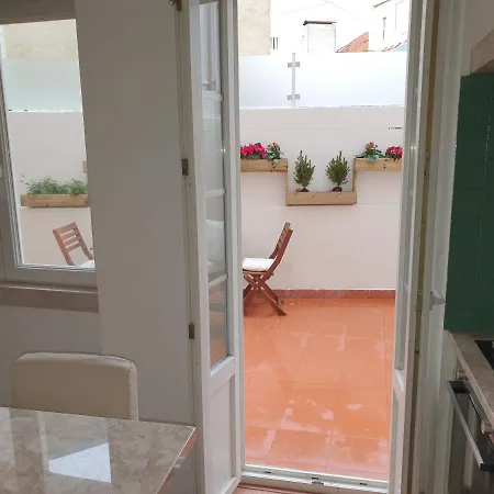 Apartman 7ti7 Telhal With A Lovely Backyard *