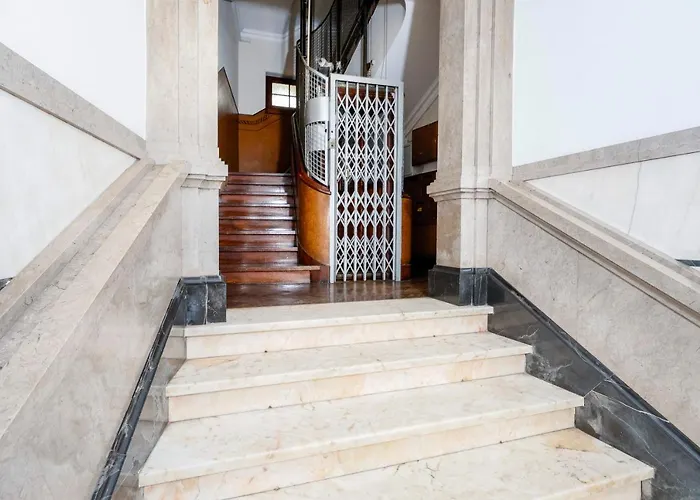 7ti7 Telhal With A Lovely Backyard Διαμέρισμα *